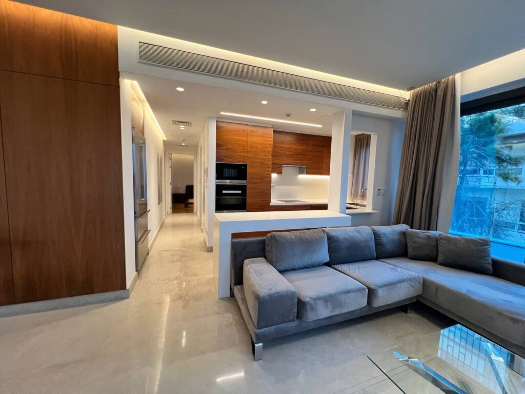 2-bed apartment for rent in Mesa Geitonia, Limassol photo 4