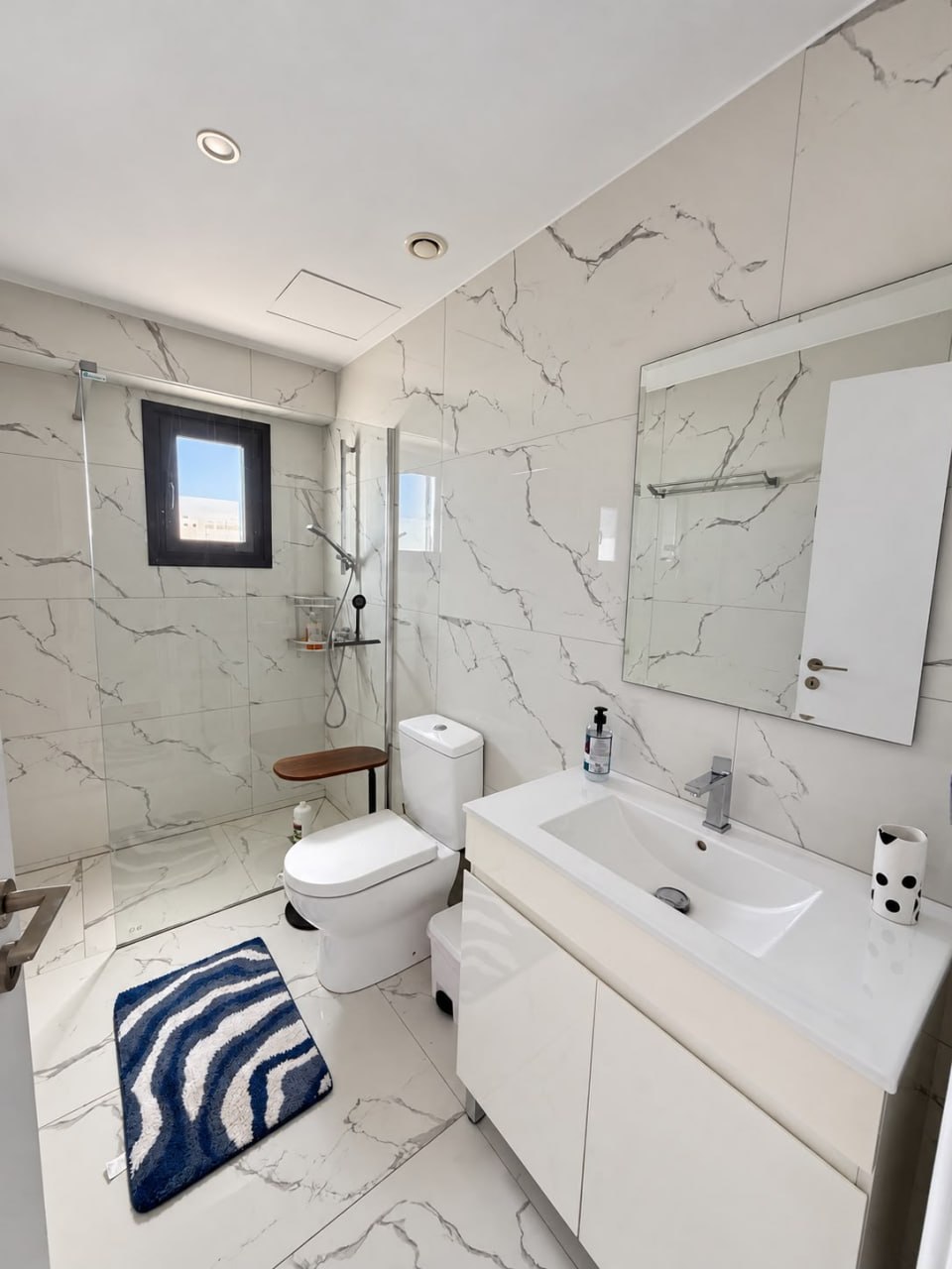 2 Bedroom Apartment for Rent in Germasogeia, Limassol District