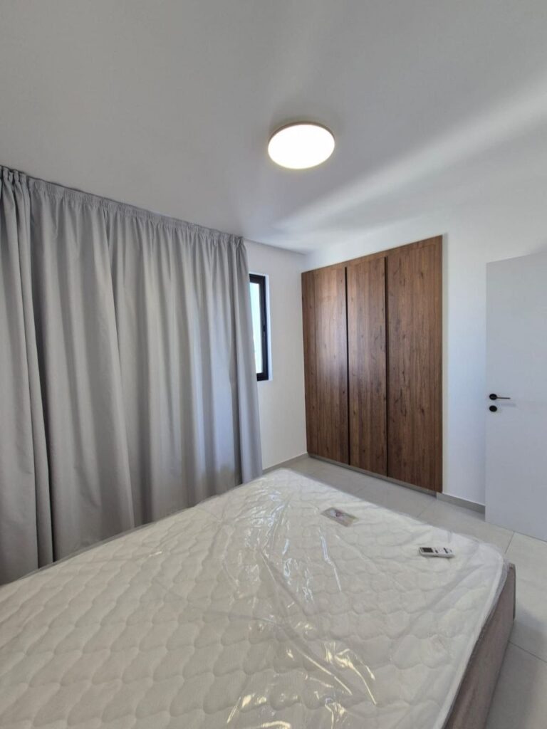 3-bed furnished apartment for rent in Agia Zoni, Limassol photo 3