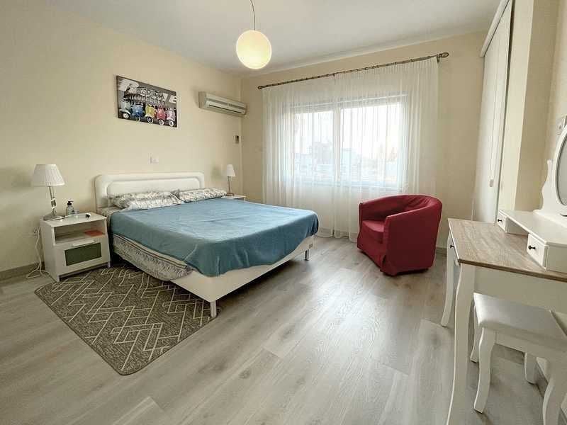 1-bed furnished apartment in Agia Zoni, Limassol photo 4