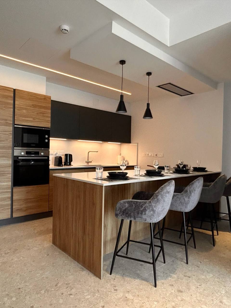 2 Bedroom Apartment for Rent in Agios Tychonas, Limassol District