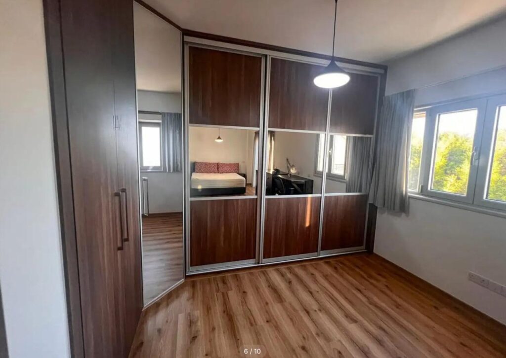 1-bed furnished apartment with veranda in Potamos Germasogeias photo 4