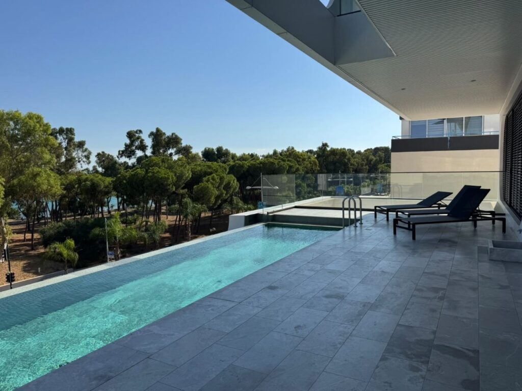2 Bedroom Apartment for Rent in Germasogeia, Limassol District