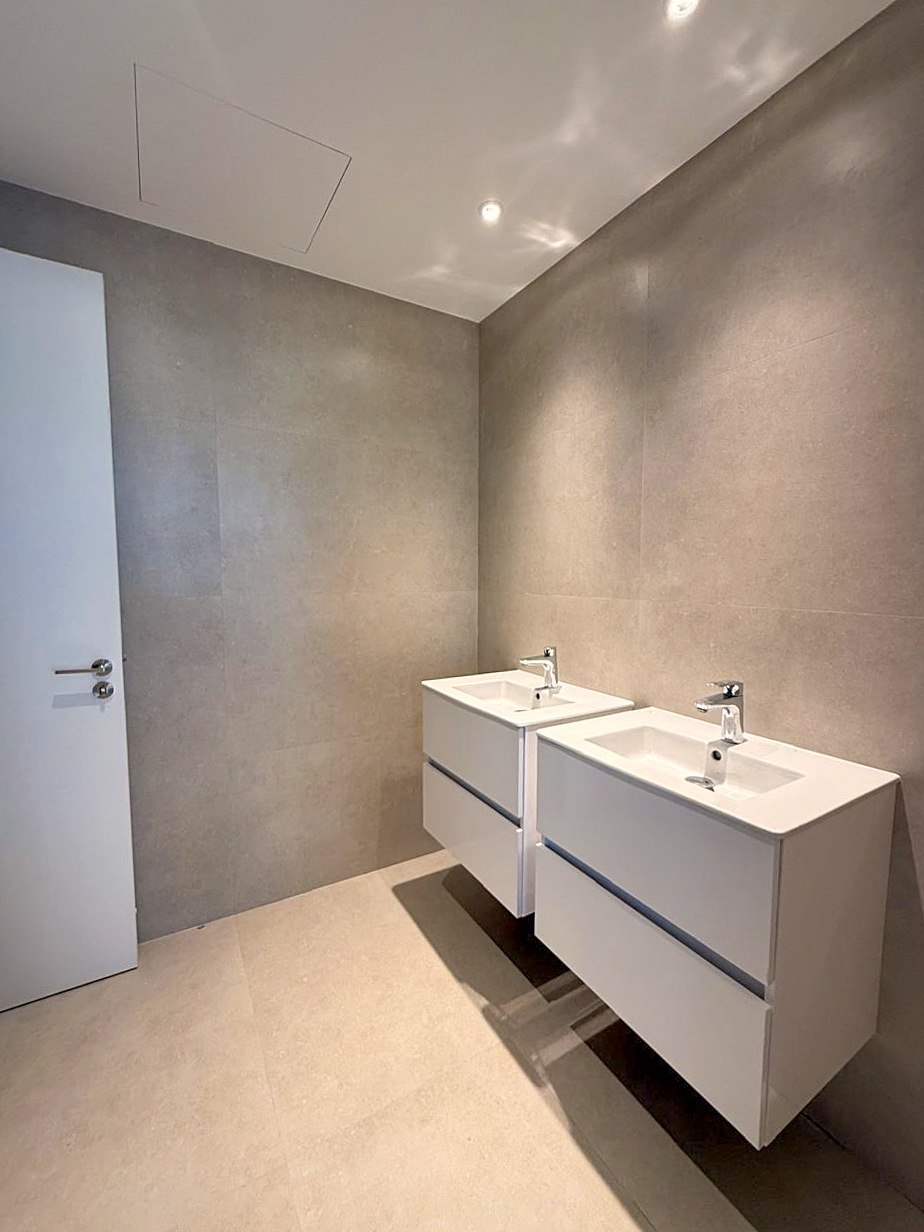 451m² Office for Rent in Limassol – Mesa Geitonia