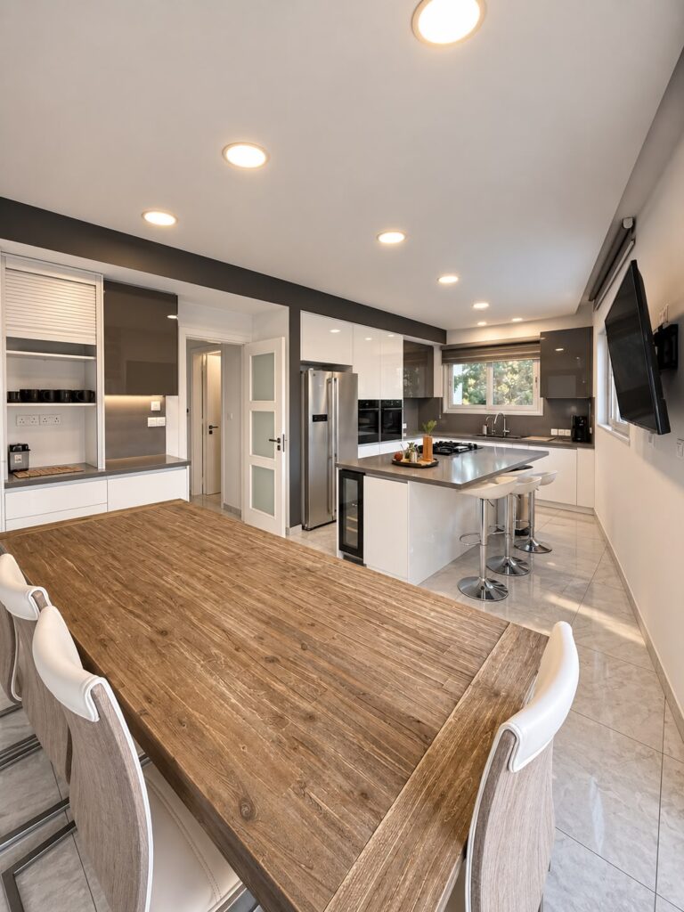 5-bedroom semi-detached house with garden in Ypsonas photo 5