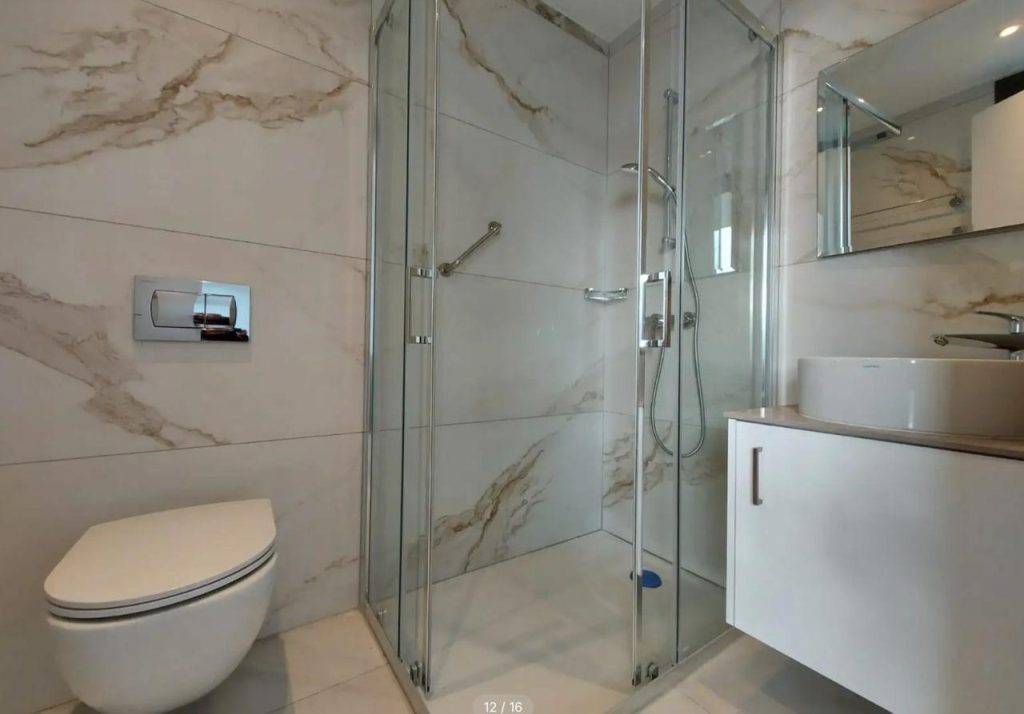 3-bed luxury penthouse with roof garden and pool in Panthea photo 8