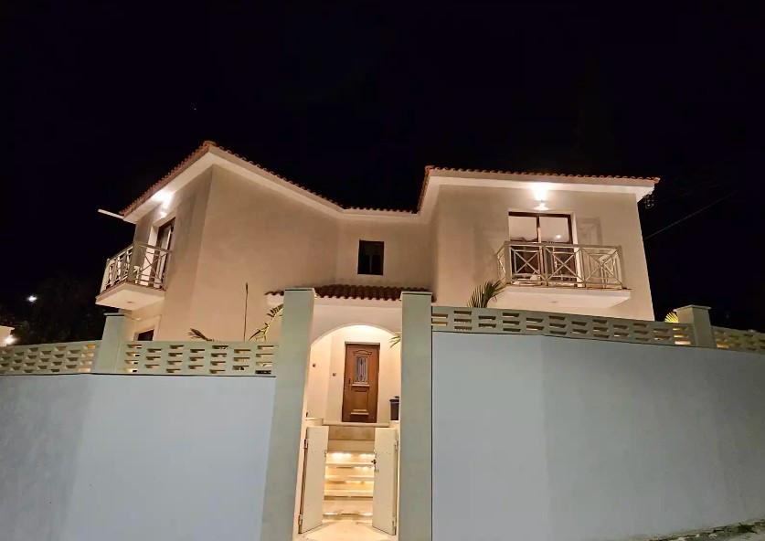 3 Bedroom House for Rent in Agios Tychonas, Limassol District