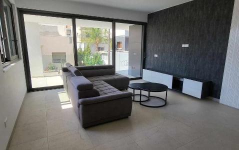 2 Bedroom Apartment for Rent in Germasogeia, Limassol District