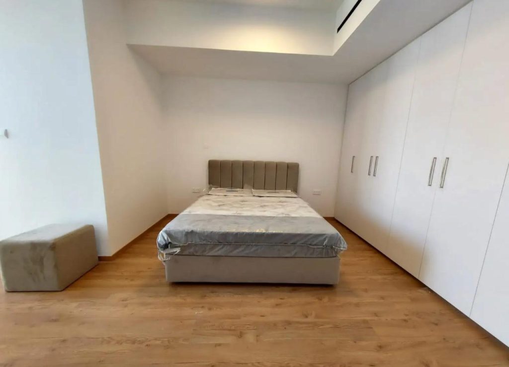 3-bed luxury penthouse with roof garden and pool in Panthea photo 7