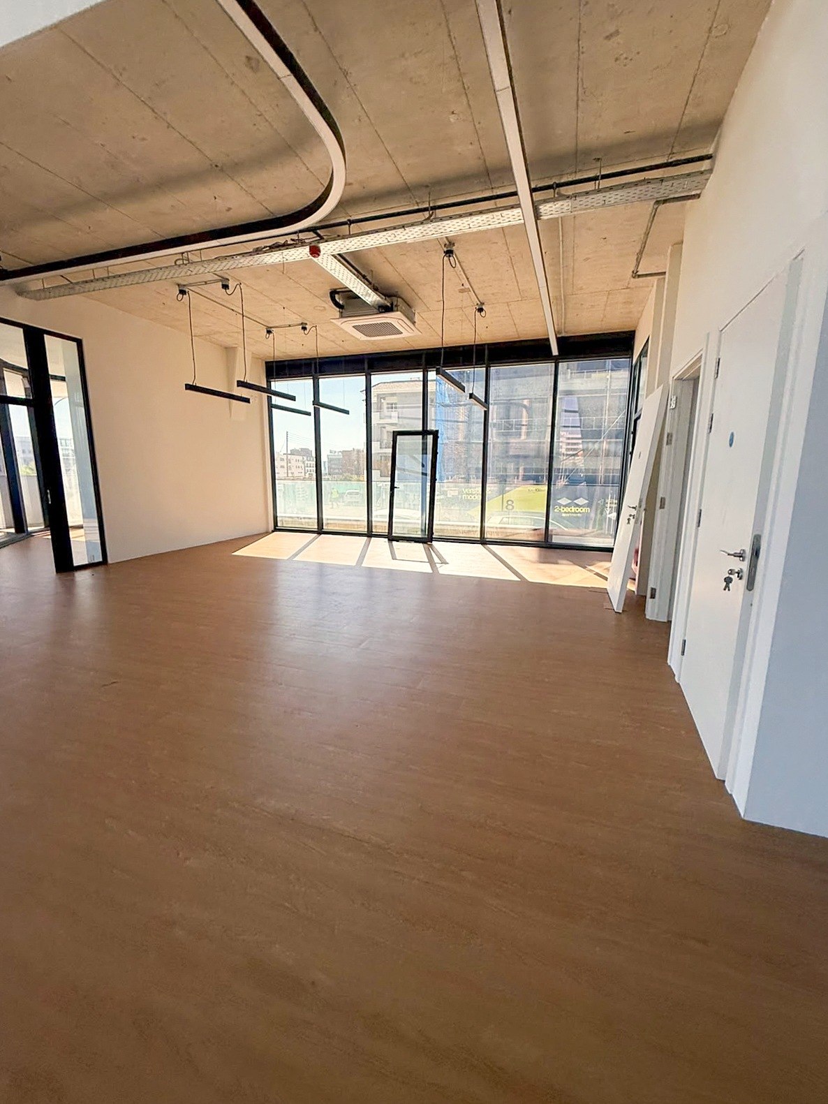 399m² Office for Rent in Limassol – Mesa Geitonia