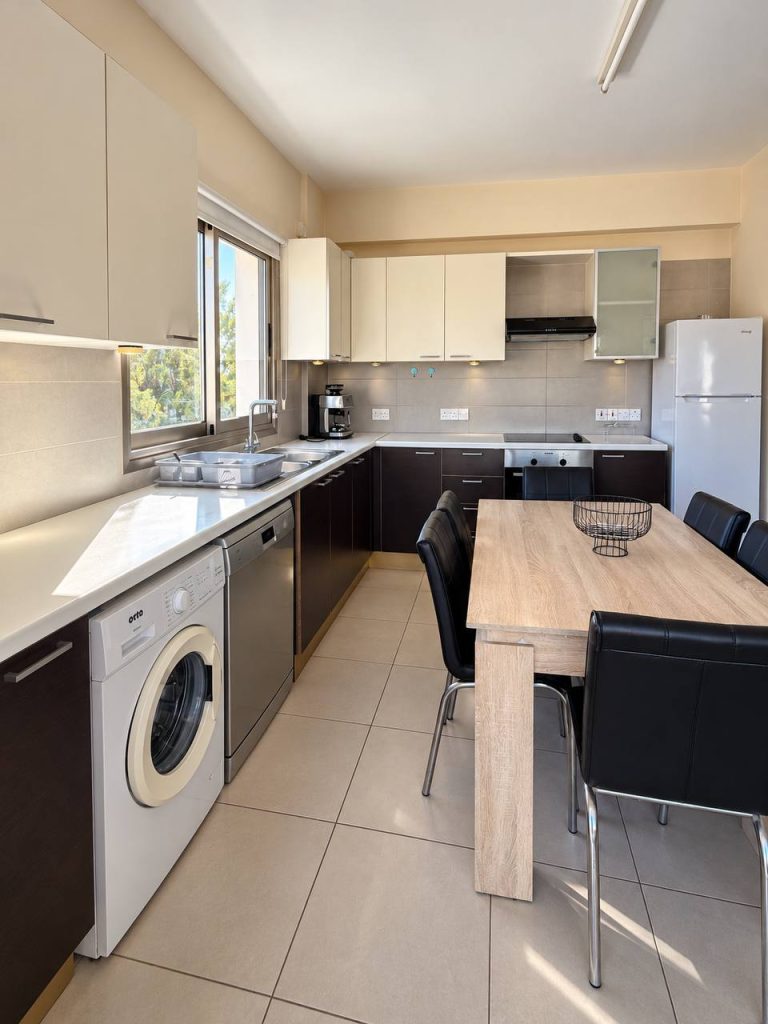 2-bedroom apartment for rent in Omonoia, Limassol photo 2