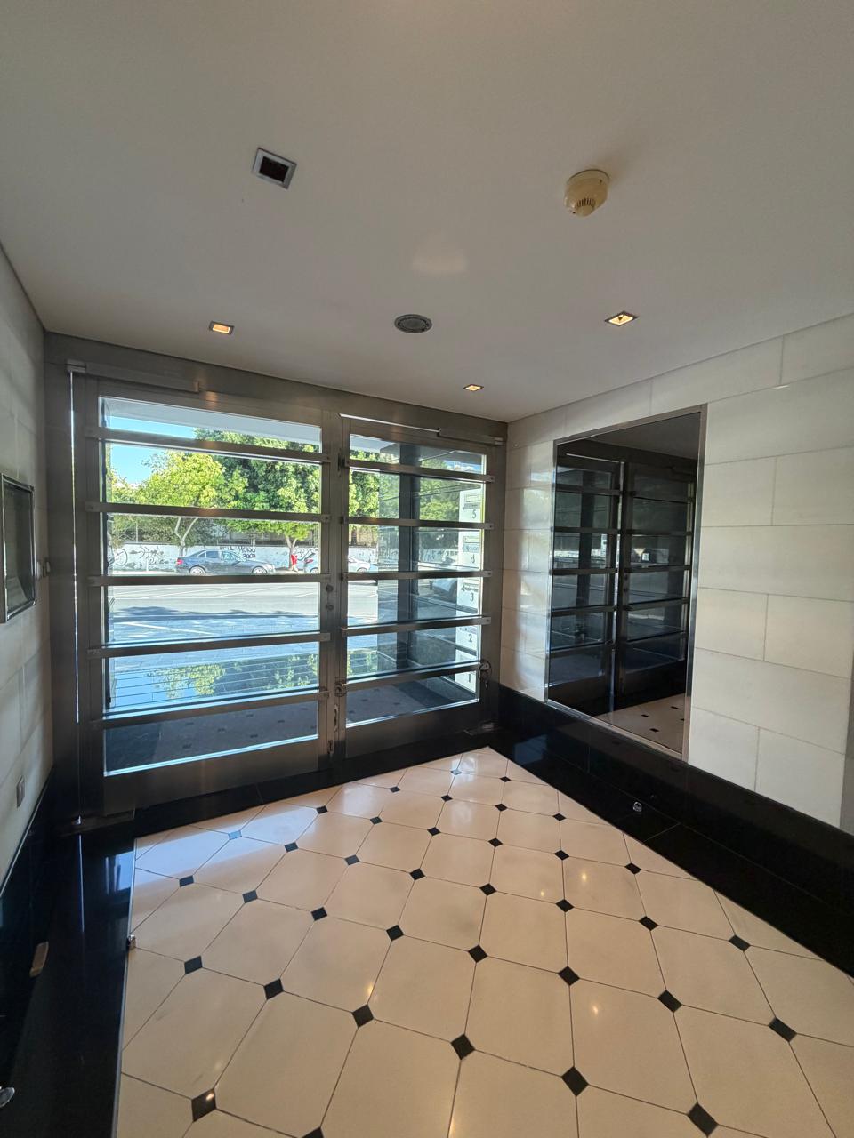 250m² Office for Rent in Limassol – Neapolis