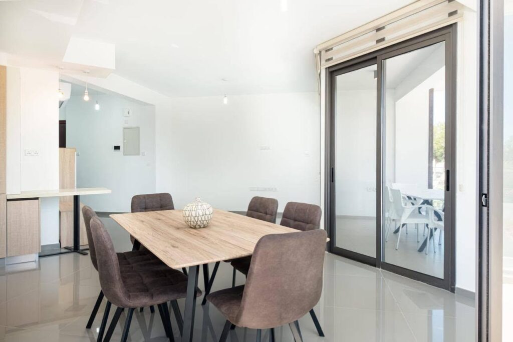 2 Bedroom Apartment for Rent in Limassol – Marina