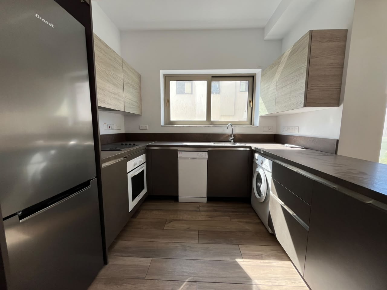 3 Bedroom Apartment for Rent in Germasogeia, Limassol District