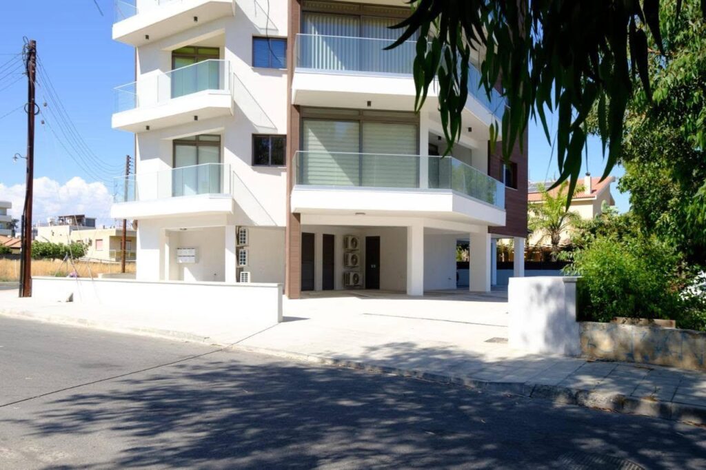 2 Bedroom Apartment for Rent in Limassol – Marina