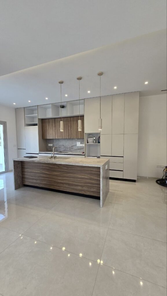 2 Bedroom Apartment for Rent in Limassol – Zakaki