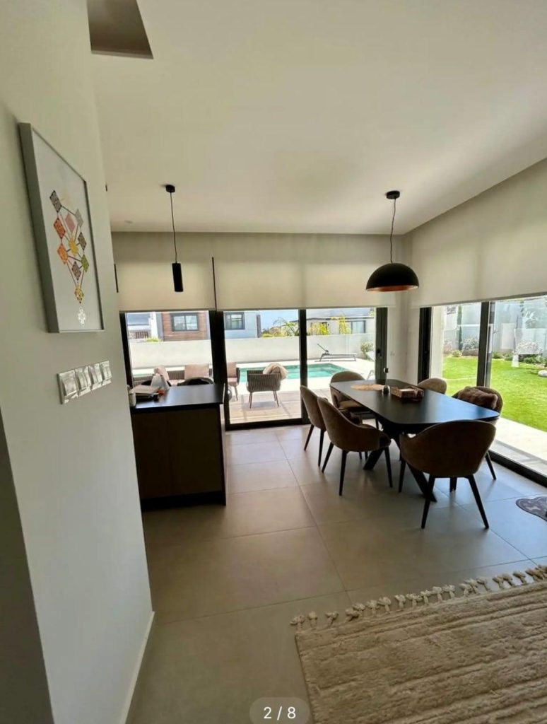 4-bed house with private pool in Agios Tychonas photo 3