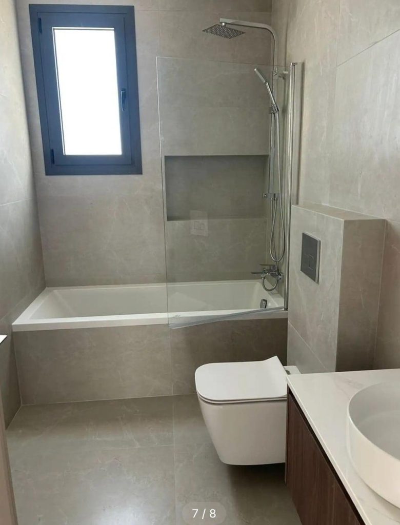 4-bed house with private pool in Agios Tychonas photo 8