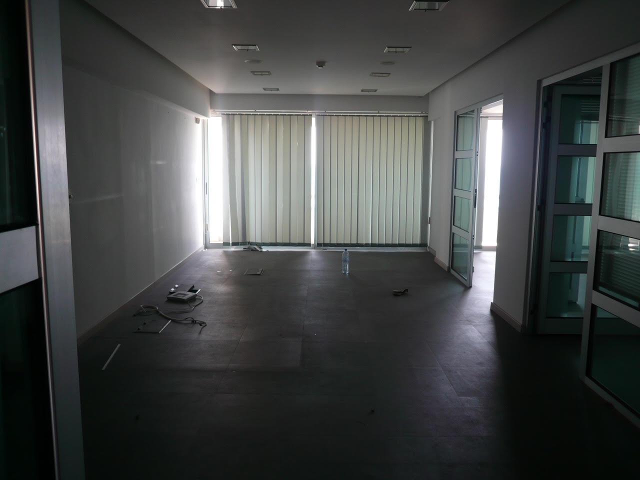 170m² Office for Rent in Limassol – Sea Front, Molos