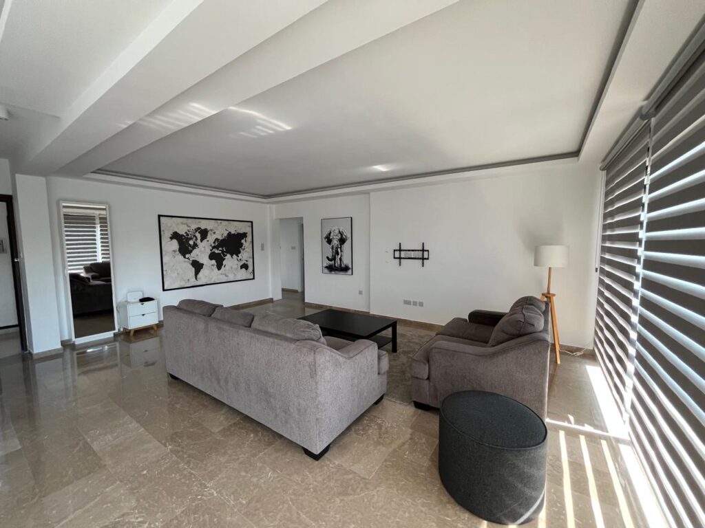 4-bed apartment for rent in Mouttagiaka