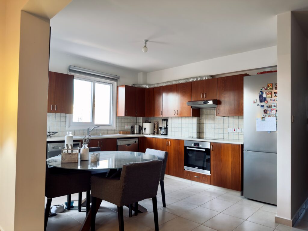 2-bed apartment with pine views near University of Nicosia photo 10