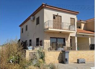 House in Ergates, Nicosia